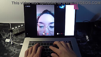 Ibu Rumah Tangga Spanyol Dewasa Memberikan Creampie Webcam Panas Pada Penggemarnya